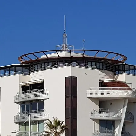 Sunset Residence: Panoramic Sea View With Dual Terraces *