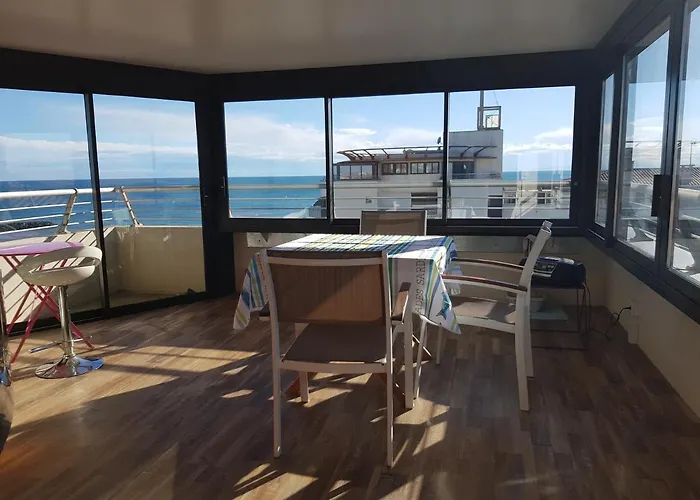 Appartement 58 M 2 En 1 Ere Ligne ,vue Panoramique ,2 Terrasses Dont Couverte Résidence Le Sunset