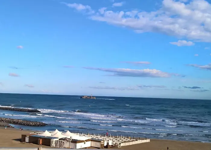 Apartament 58 M 2 En 1 Ere Ligne ,vue Panoramique ,2 Terrasses Dont Couverte Le Sunset *